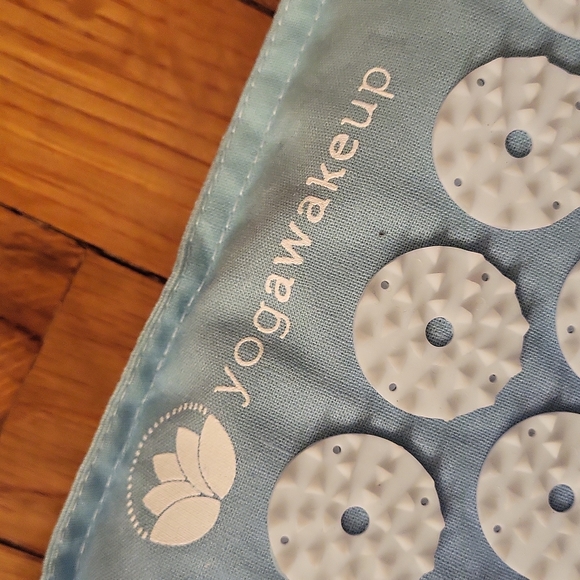 Acupuncture Pillow - Picture 3 of 3